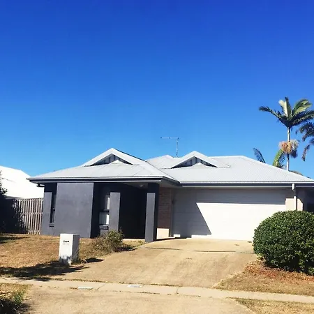 Modern 4Br Close To The Airport- Whole House Gladstone Exterior photo