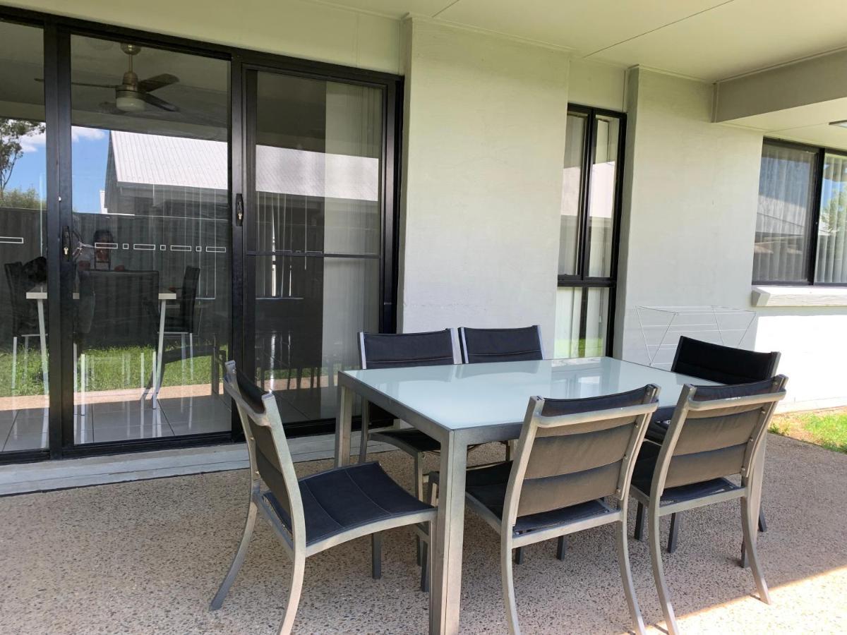 Modern 4br Close To The Airport- Whole House * Gladstone